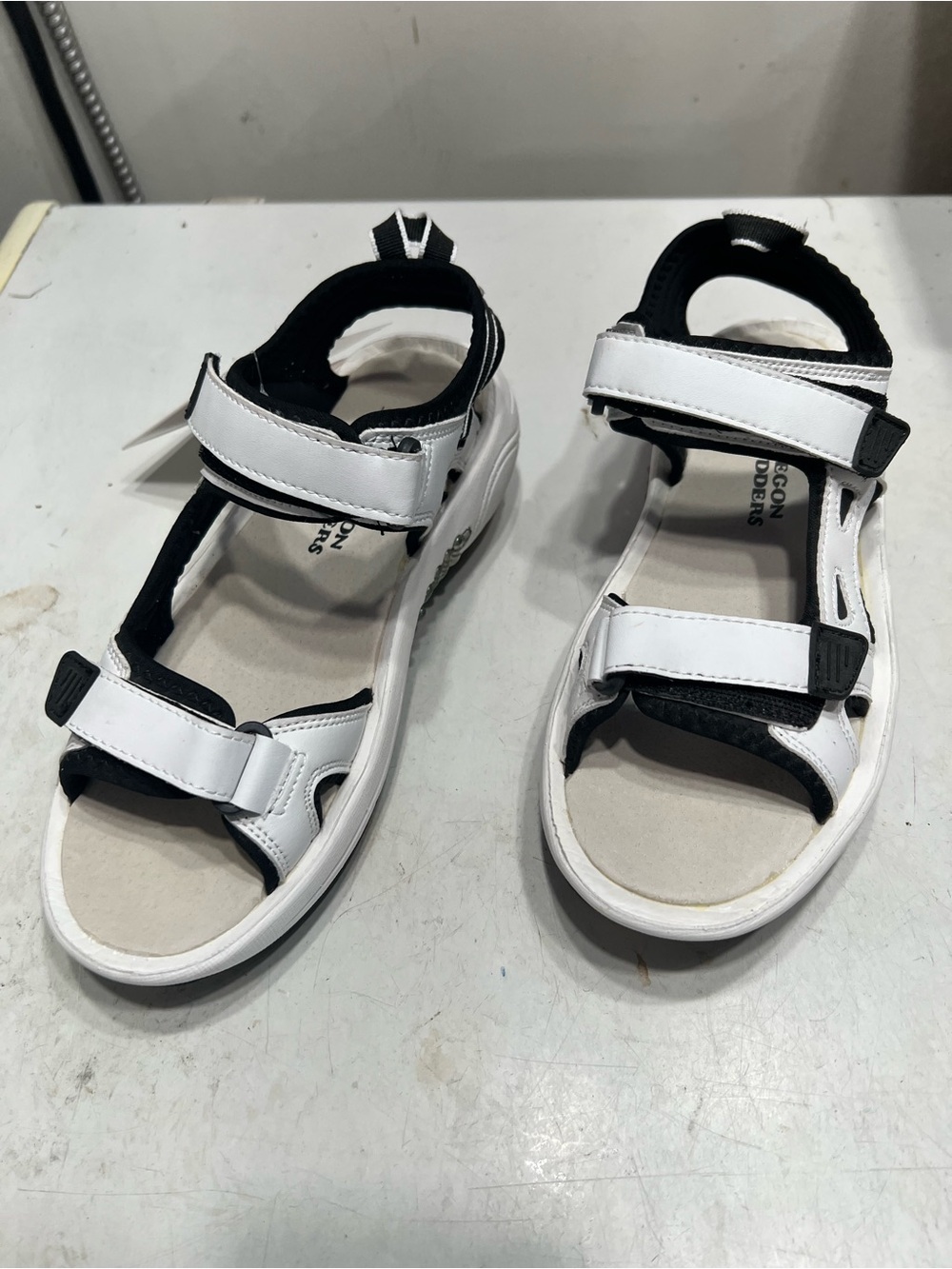 Woman White and Black Velcro Golf Sandals